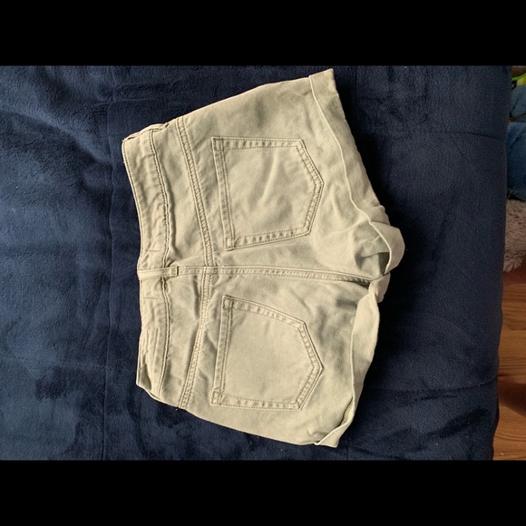 Pacsun army green jean shorts - Picture 2 of 2